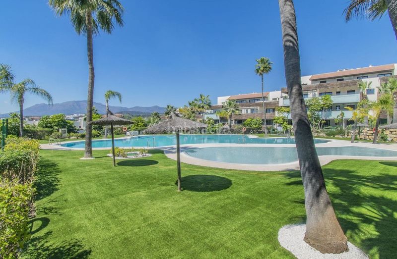 Foto d4810fbc-f7d8-45ef-bce1-8fb77d276321. Apartament amb calefacció piscina a Los Flamingos Benahavís