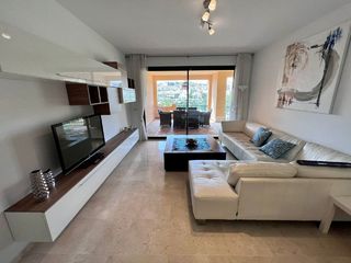 Rent Apartment in Nueva Atalaya. Estupendo apartamento en el paraíso, estepona
