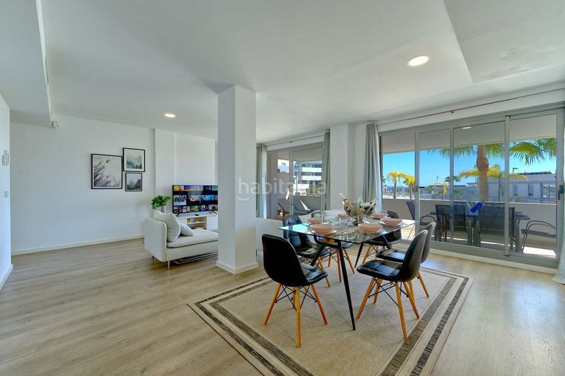Foto 3fd2f92f-4196-4146-a938-711572e242dc. Apartament amb calefacció piscina a Buenas Noches Estepona