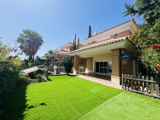 Lloguer Casa adossada a Santa Clara. Fantástica casa adosada en elviria, marbella
