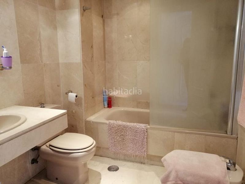 Foto 026278b7-d62f-4271-8ce1-9c4b5945a6fc. Semi detached house with heating pool in Los Llanos Estepona