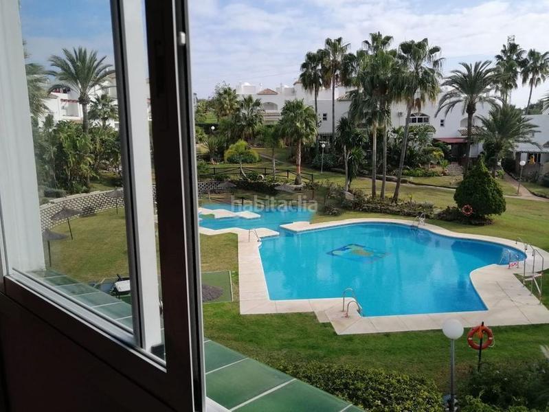 Foto dfaa0de2-a0f4-46bd-85cb-edd4da84990b. Semi detached house with heating pool in Los Llanos Estepona