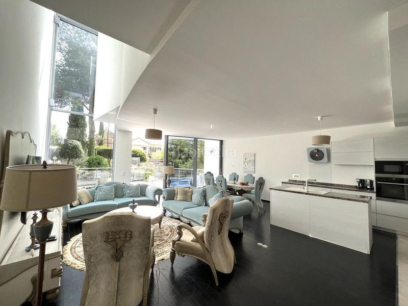 Foto f8b8f1a2-4dd5-40ee-b40d-94f81e1e284c. Miete reihenhaus mit heizung pool in Sierra Blanca Marbella