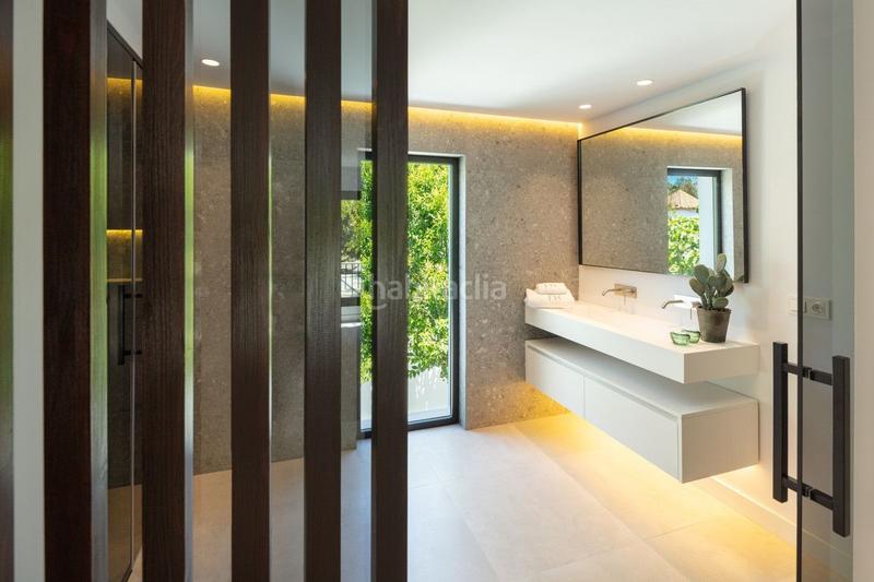 Foto 43e05c0a-2adb-4a4f-9a6e-931bf31f0ece. Chalet mit heizung pool in Puerto Banús Marbella