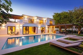 Xalet a Puerto Banús. Fantástica villa en cortijo blanco, marbella
