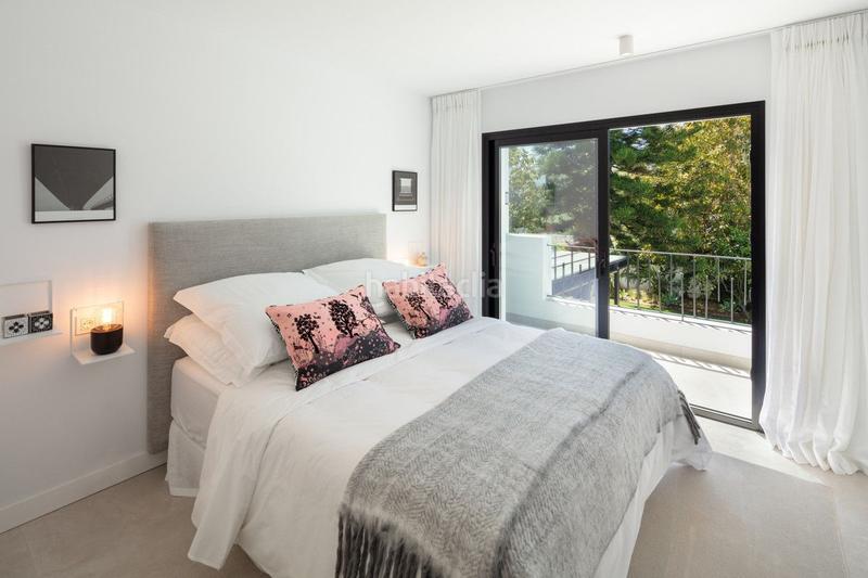 Foto 8ac2a021-6c8e-4771-902c-01d7c1f41d10. Chalet mit heizung pool in Puerto Banús Marbella