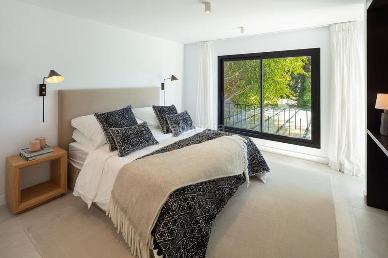 Foto 99ee2d8f-3e12-474b-99b3-6089d3847284. Chalet mit heizung pool in Puerto Banús Marbella