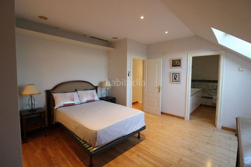 Foto bc5ef424-1f13-441d-86f9-5fc540090349. Miete dachwohnung mit heizung pool in lomas de Marbella club Marbella