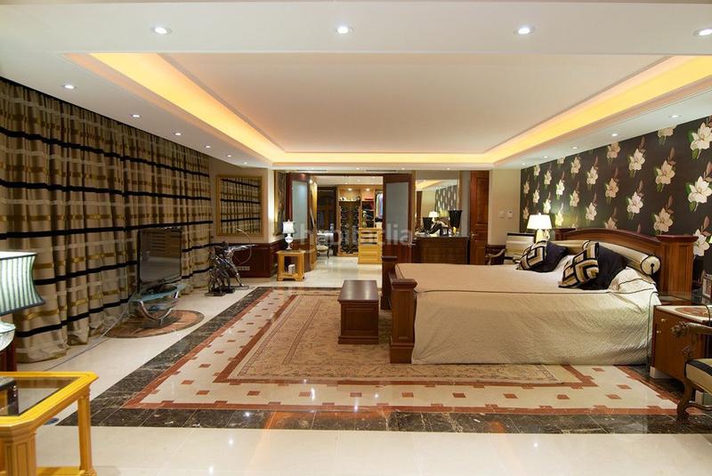 Foto a97df5c7-c983-40c2-9351-dce671ba2163. Chalet avec chauffage piscine dans La Zagaleta Benahavís