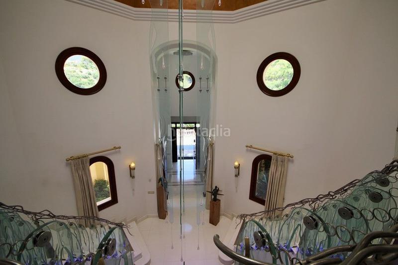 Foto c76001ba-c0f7-433c-8c9b-2f96396b8979. Chalet avec chauffage piscine dans La Zagaleta Benahavís