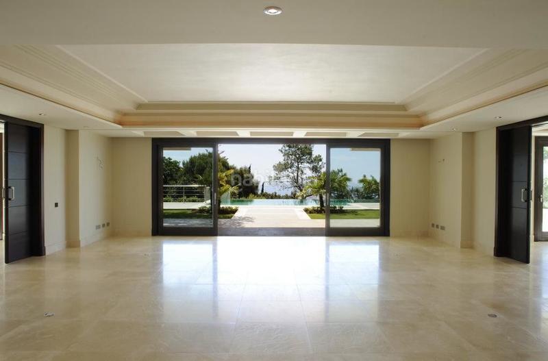 Foto 86dc2f69-cbd1-421b-b83b-f92efbf25a7a. Alquiler chalet fantástica villa en Sierra Blanca, en Marbella