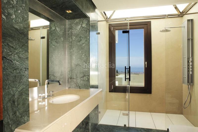 Foto 923571a9-a1f2-4e87-ba23-6e83f8249e81. Alquiler chalet fantástica villa en Sierra Blanca, en Marbella