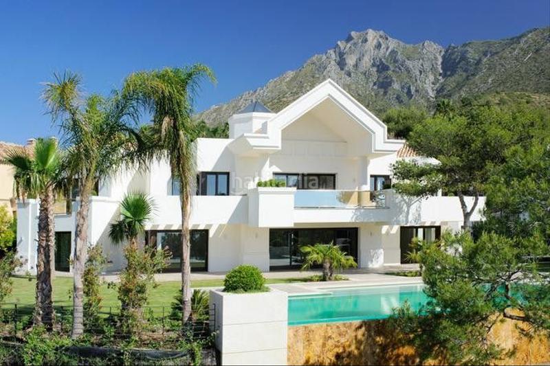 Foto c6f73b2d-f754-43b5-8398-9c26e4b99ea3. Alquiler chalet fantástica villa en Sierra Blanca, en Marbella