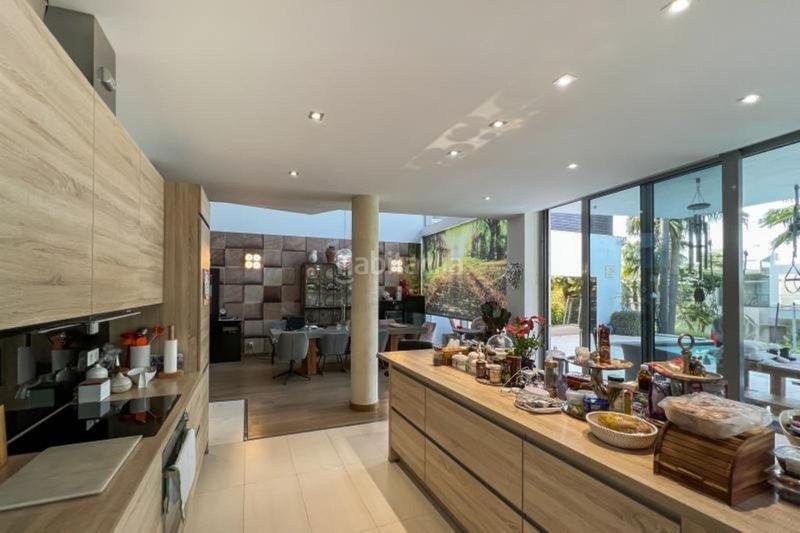 Foto e76c752b-3228-44d1-a35d-49dcefe9662b. Miete reihenhaus mit heizung pool in Sierra Blanca Marbella