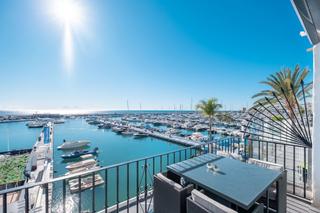 Apartament a Puerto Banús. Fantástico apartamento en puerto banús, marbella