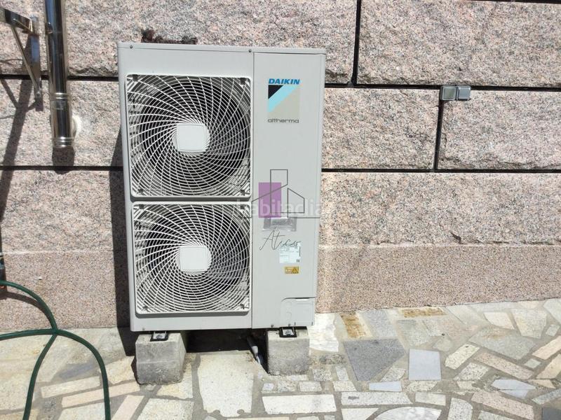 Foto 13e52e76-fa10-4022-8676-9985335ccd4a. Casa con riscaldamento parcheggio in Lobeira