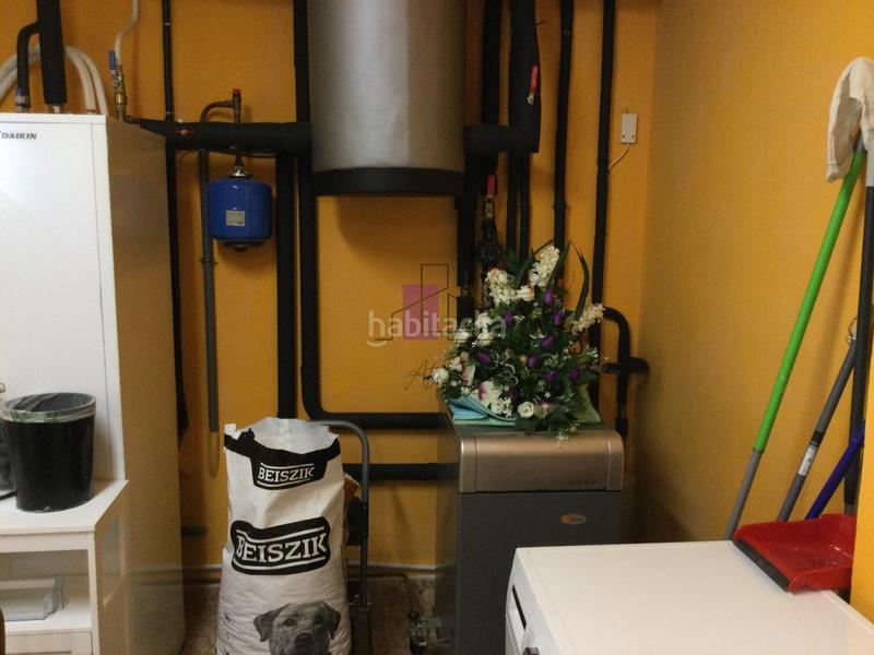 Foto 3d1ba778-ed29-49b0-93bf-4c41d40e4151. Casa con riscaldamento parcheggio in Lobeira