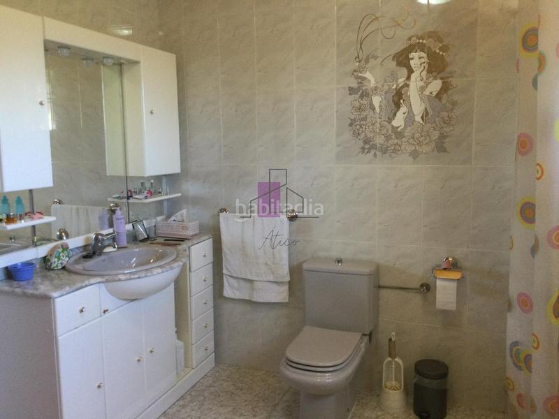 Foto 6de638ba-d2fd-4178-b2c3-49c2032b3da6. Casa con riscaldamento parcheggio in Lobeira