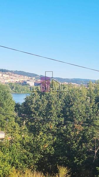 Foto dacf7b3a-558f-4d38-8345-8d77488f0ff8. Casa en San Rosendo Ourense