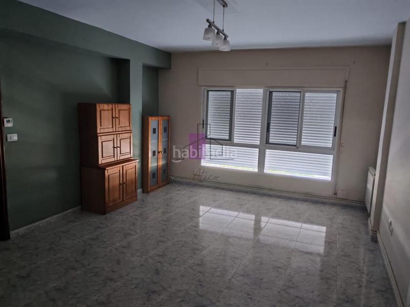 Foto cdccf511-7e62-42d3-96e1-760f1406be17. Flat with heating in Ventiun Ourense