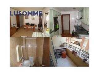 Appartement  Carrer astúries. Sin comisión inmobiliaria. piso de cuatro dormitorios a 500m de