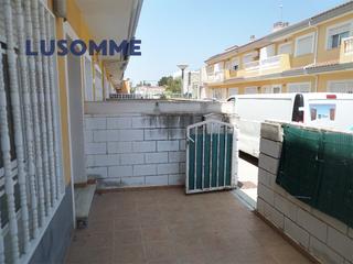 Casa adossada  Carrer mestre serrano. Sin comisión inmobiliaria. casa adosada con varias terrazas.