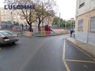 Pis  Carrer dels ngels. Piso actualmente alquilado en torrent con tres dormitorios.