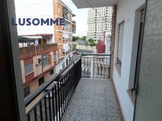 Appartement  Carrer balmes. Sin comisión inmobiliaria. piso de cuatro dormitorios en alzira.