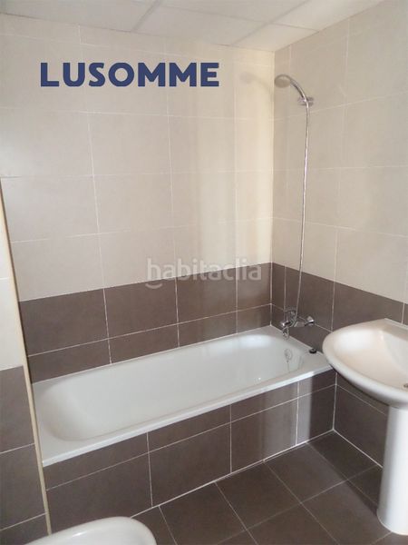 Foto 3298304a-6372-4fb1-85eb-c644c46770ba. Pis a Carlet