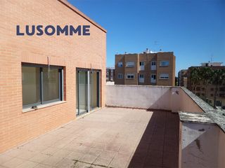 Ático  Carrer xúquer. Vivienda a estrenar, construida en 2009. ático con terraza en ca