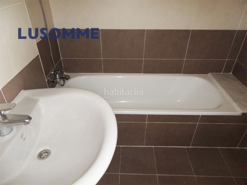 Foto b8fb9a4c-7e77-4ee7-b4b3-f4788cb4b6a4. Àtic a Carlet