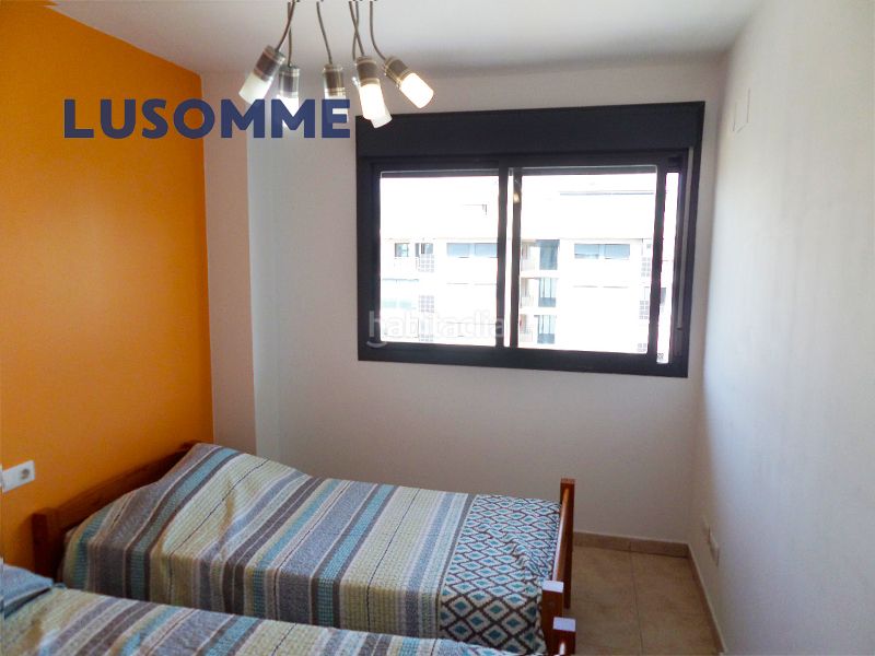 Foto b362c44d-f210-4676-88cb-38badf23212a. Dúplex a avenida central 20 a Costa Marfil Oropesa del Mar