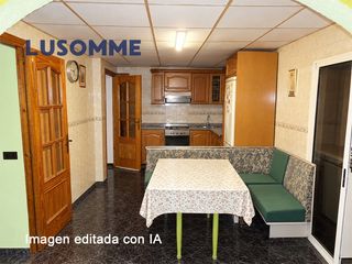 Maison jumelée à Calle Infantes