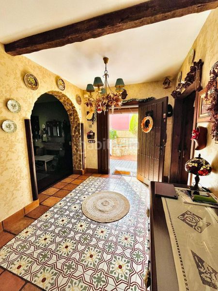 Foto 359135f8-ce7d-4f8b-b06e-3a8ed85268e1. Chalet  en getares con piscina privada! en San García Algeciras