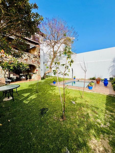 Foto af5a7f16-e641-4498-ba58-e95ecbed644f. Chalet  en getares con piscina privada! en San García Algeciras