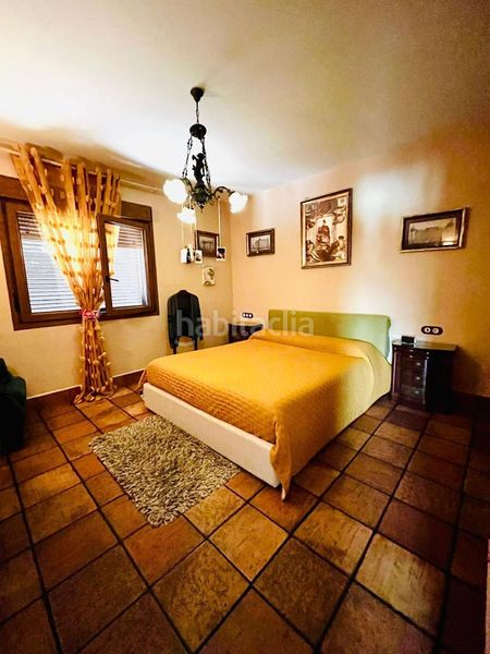 Foto b90ebd57-8ed2-4e51-9376-7f8727fd80a5. Chalet  en getares con piscina privada! en San García Algeciras