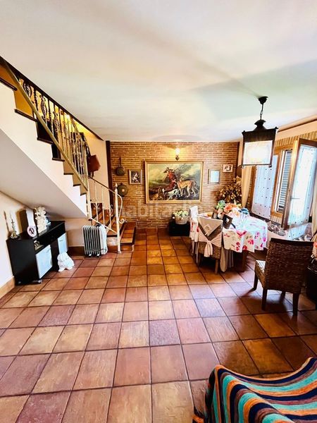 Foto ee6c1b24-798f-4c7f-8595-76ec8bc00563. Chalet  en getares con piscina privada! en San García Algeciras