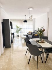 Pis a San Bernabé. Piso en mariana pineda en venta!