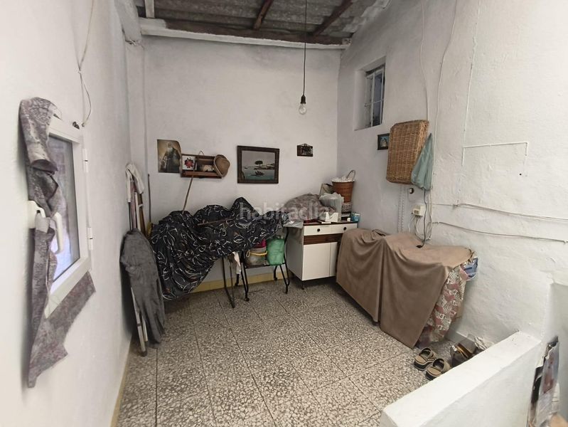Foto 438a7cf2-8014-45e1-ac2e-73ead69d1e3d. Casa amb aparcament a Jimena de la Frontera