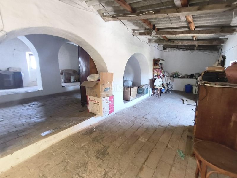 Foto d3675b9f-648c-4b89-9242-88b852f628bb. Casa amb aparcament a Jimena de la Frontera