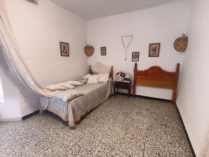 Foto eb3ee381-99df-45a7-b7fe-a5e891f54004. Casa amb aparcament a Jimena de la Frontera
