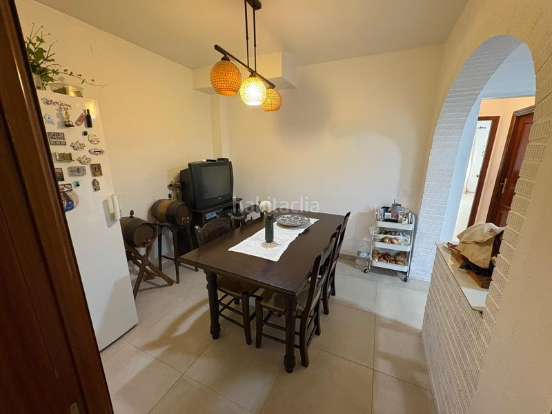 Foto 49b538a6-acd9-4c71-a488-6276d68c0c99. Casa aparellada amb aparcament piscina a Barrios (Los)