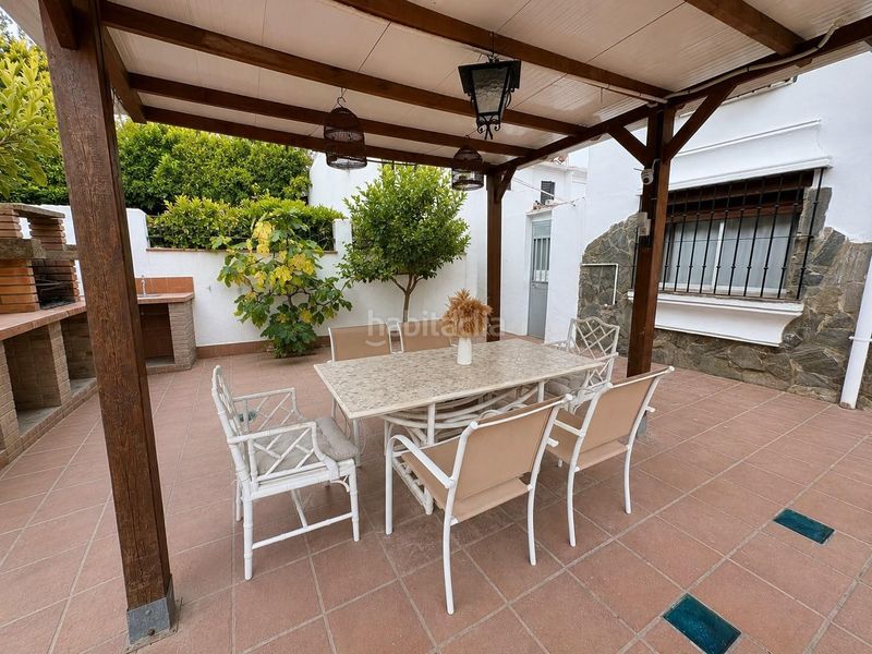 Foto fcc84a85-416f-47fd-8dca-e189a286263b. Casa aparellada amb aparcament piscina a Barrios (Los)