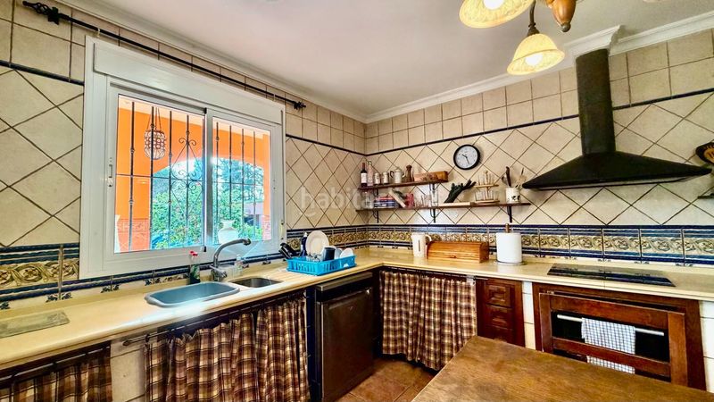 Foto f5fd5da6-dda5-40cf-bd83-6faa39b8d5df. Chalet mit parking pool in El Zabal-Santa Margarita Línea de la Concepción (La)