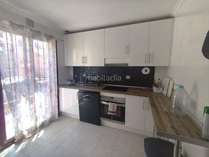 Foto d6724a8e-805d-45a6-9b8d-da9dcd183401. Reihenhaus mit parking pool in El Zabal-Santa Margarita Línea de la Concepción (La)
