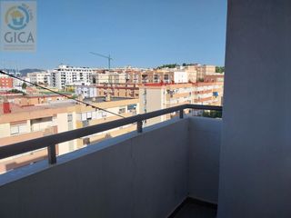 Flat  Avenida fuerzas armadas. Fantástico piso en las fuerzas armadas de algeciras