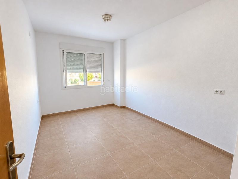 Foto 925f1b5e-a74a-49fc-abbe-35bb2996ee21. Casa adosada vivienda para entrar a vivir en sotorebolo, San García! en Algeciras