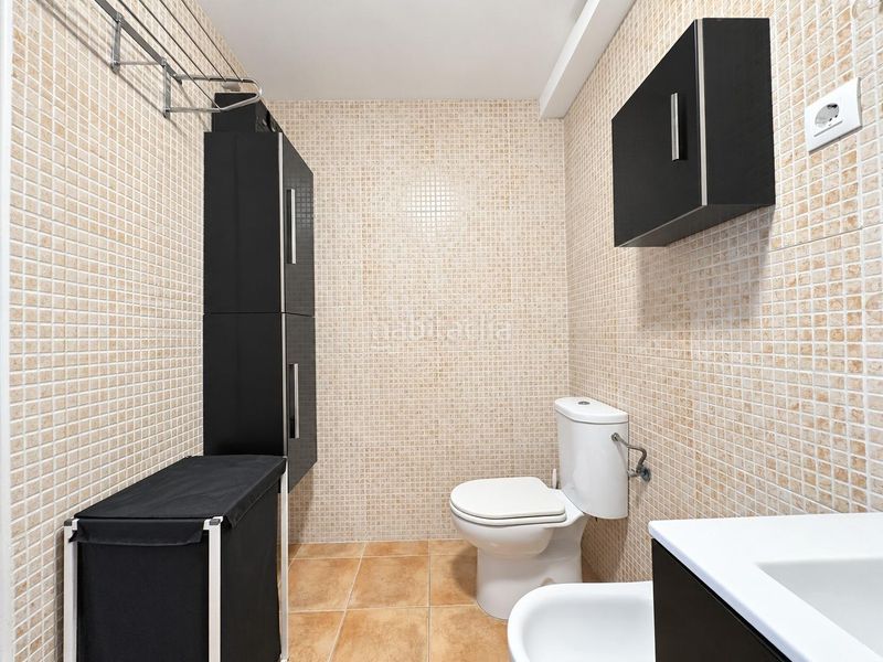 Foto af0dd04b-dba5-4c87-9590-9b89450ded44. Casa adosada vivienda para entrar a vivir en sotorebolo, San García! en Algeciras