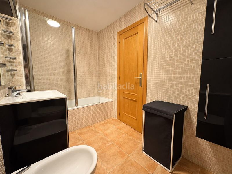 Foto e807d848-8df1-4dd5-ac95-f327a3fc3f17. Casa adosada vivienda para entrar a vivir en sotorebolo, San García! en Algeciras