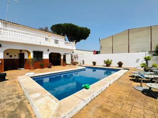 Chalet in Los Pinos